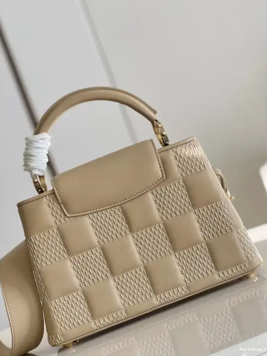 Cheap BB VUITTON CAPUCINES LOUIS 0622